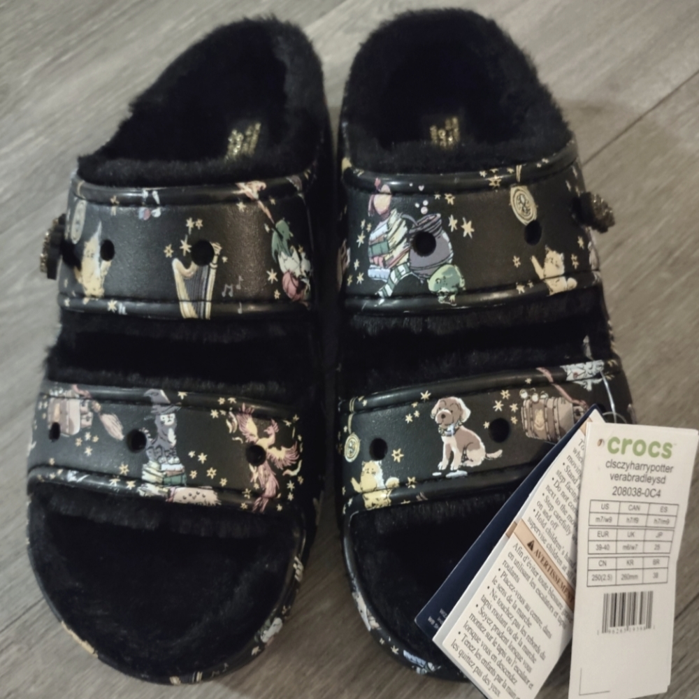 Fussy Crocs